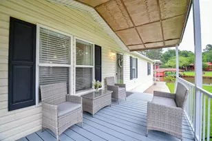 14186 Shadow Bay Dr, Willis, TX 77318 - Photo 4