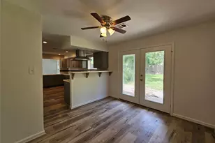 5119 Bayou Dr, Dickinson, TX 77539 - Photo 12