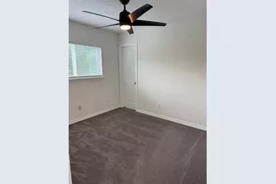 2318 Aprilmont Drive, Sugar Land, TX 77498 - Photo 10