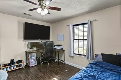 3201 Avenue F, Dickinson, TX 77539 - Photo 20