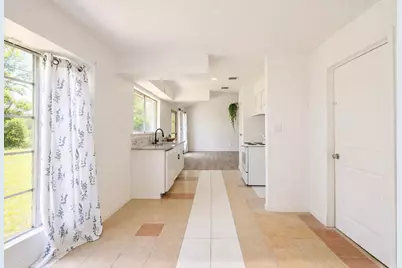 10930 W Bellfort Avenue, Houston, TX 77099 - Photo 12