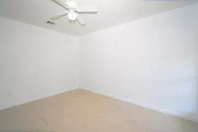 10930 W Bellfort Avenue, Houston, TX 77099 - Photo 26