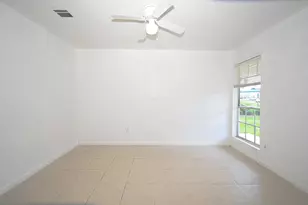 10930 W Bellfort Ave, Houston, TX 77099 - Photo 22