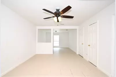 10930 W Bellfort Avenue, Houston, TX 77099 - Photo 16