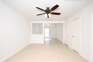 10930 W Bellfort Ave, Houston, TX 77099 - Photo 16
