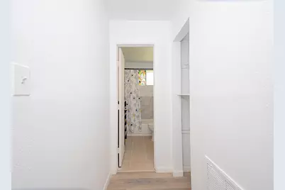 10930 W Bellfort Avenue, Houston, TX 77099 - Photo 24