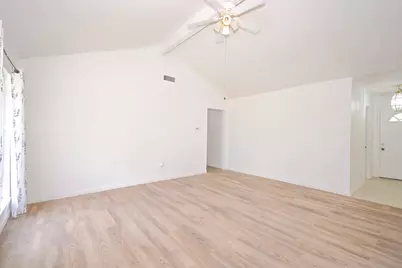 10930 W Bellfort Avenue, Houston, TX 77099 - Photo 6