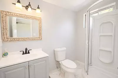 10930 W Bellfort Avenue, Houston, TX 77099 - Photo 20