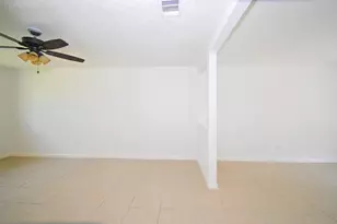 10930 W Bellfort Ave, Houston, TX 77099 - Photo 16