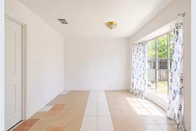 10930 W Bellfort Avenue, Houston, TX 77099 - Photo 12