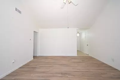 10930 W Bellfort Avenue, Houston, TX 77099 - Photo 6