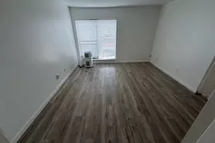 2822 S Bartell Dr, Houston, TX 77054 - Photo 8