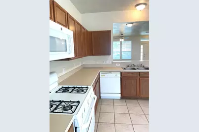 23623 Twisting Falls Drive, Spring, TX 77373 - Photo 16