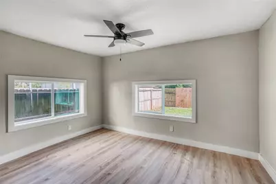 4314 Gregory Street, Houston, TX 77026 - Photo 4