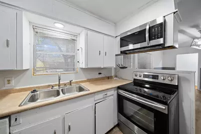 2711 Mulberry Lane, Pasadena, TX 77502 - Photo 14