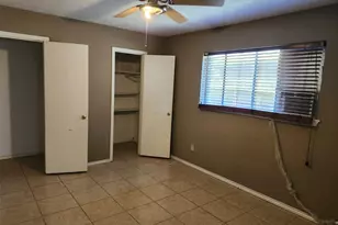 6907 Foxhurst Ln, Humble, TX 77338 - Photo 10