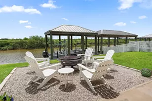 5425 Brigantine Cay Ct, Texas City, TX 77590 - Photo 36