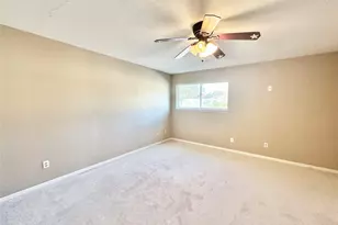 10353 Briar Forest Dr, Houston, TX 77042 - Photo 12