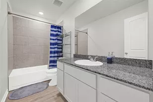 5325 Basquiat Dr, Houston, TX 77048 - Photo 18