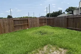 3911 Highland Vale Ct, Fresno, TX 77545 - Photo 2