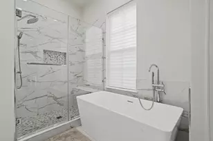 2174 Briarglen Dr, Houston, TX 77027 - Photo 18