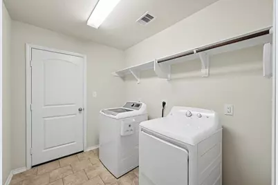 1061 Shadow Bend Court, Conroe, TX 77301 - Photo 14
