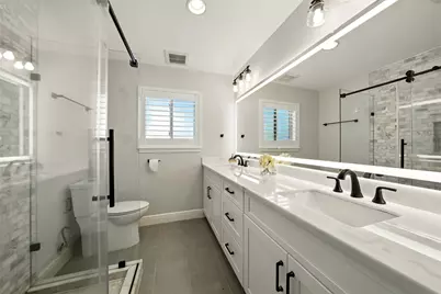 10718 Chevy Chase Drive, Houston, TX 77042 - Photo 34