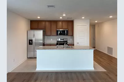 6018 Monte Thomas, Manvel, TX 77578 - Photo 4