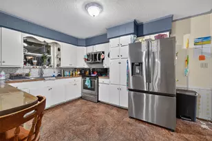 309 N Beech St, Woodville, TX 75979 - Photo 12