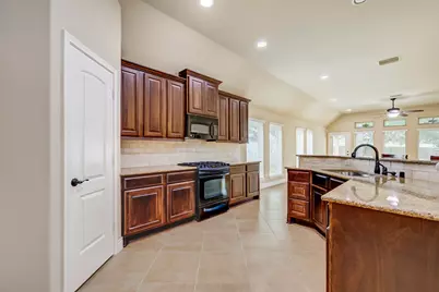 160 Knollbrook Circle, Montgomery, TX 77316 - Photo 12