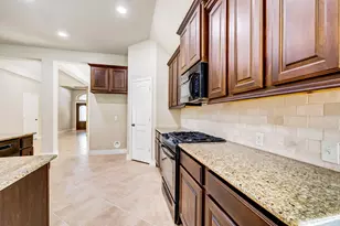 160 Knollbrook Cir, Montgomery, TX 77316 - Photo 10