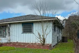 213 Armstrong St, Houston, TX 77029 - Photo 4