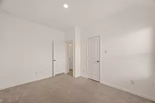 1010 Schooner St, Crosby, TX 77532 - Photo 12