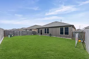 305 Paso Fino Dr, Alvin, TX 77511 - Photo 16