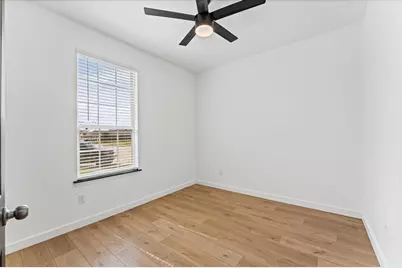 305 Paso Fino Drive, Alvin, TX 77511 - Photo 4