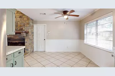 5221 Cottonwood Circle, Dickinson, TX 77539 - Photo 10