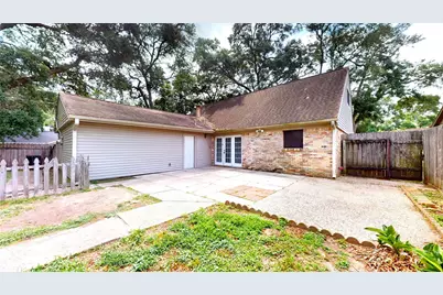 5221 Cottonwood Circle, Dickinson, TX 77539 - Photo 24