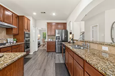 1231 Abigail Lane, Friendswood, TX 77546 - Photo 4