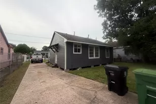 230 Burress St, Houston, TX 77022 - Photo 4