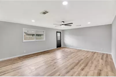 704 Teabury Avenue, Pasadena, TX 77503 - Photo 24