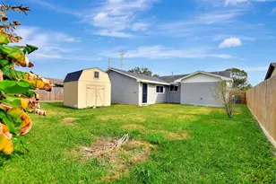 704 Teabury Ave, Pasadena, TX 77503 - Photo 4