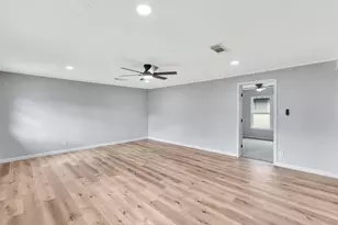 704 Teabury Ave, Pasadena, TX 77503 - Photo 32