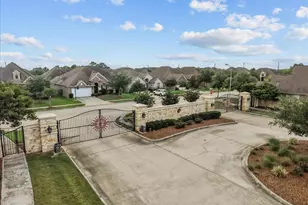 2105 Nogalas Ln, League City, TX 77573 - Photo 10
