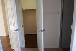 11802 Greenshire Dr, Houston, TX 77048 - Photo 18