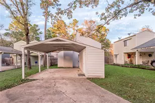 26612 Primrose Ct, Huntsville, TX 77320 - Photo 2