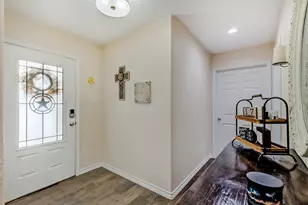 1570 Rebecca Pl, Vidor, TX 77662 - Photo 4