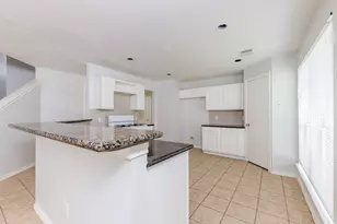 7615 Greenwood Point Dr, Cypress, TX 77433 - Photo 10