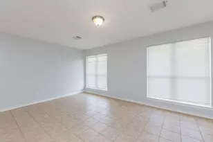 7615 Greenwood Point Dr, Cypress, TX 77433 - Photo 14