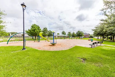 7615 Greenwood Point Drive, Cypress, TX 77433 - Photo 32