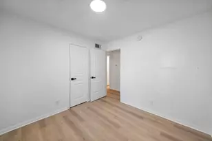 700 Lyle W Ave, Cleveland, TX 77327 - Photo 6